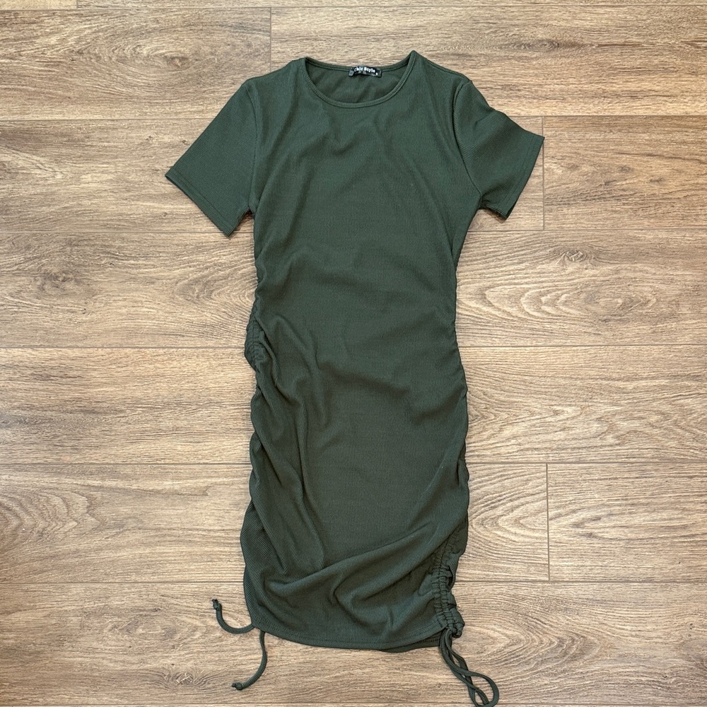 Chic Style Ruched Ribbed Dress